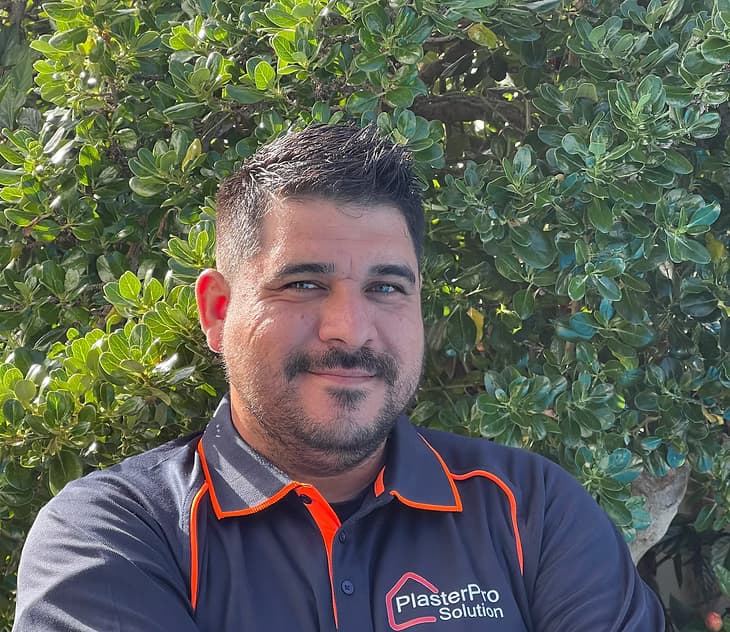 Javier Cuadra, Site Manager at PlasterPro Solution